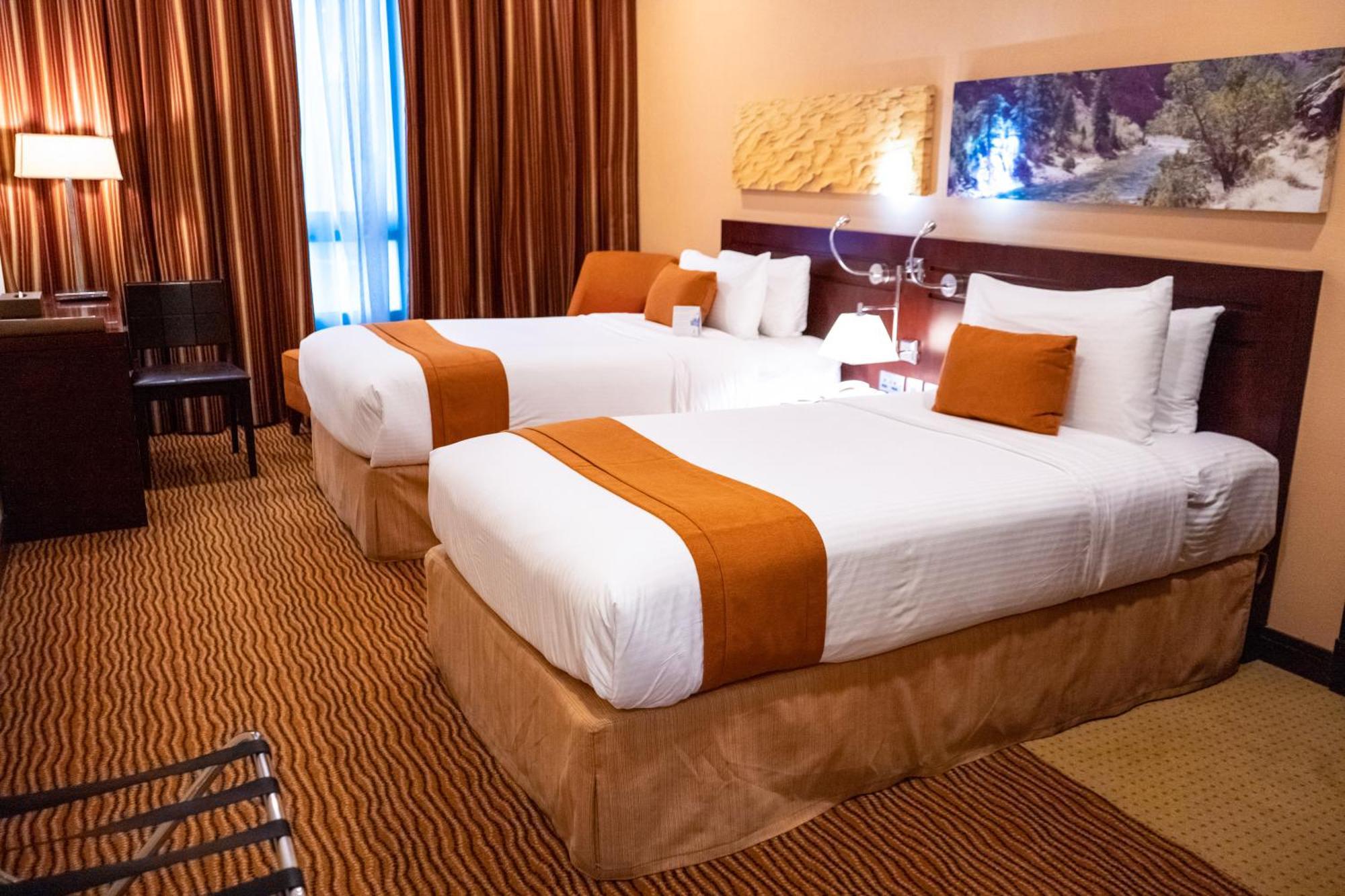 City Seasons Hotel & Suites Muskat Ruang foto