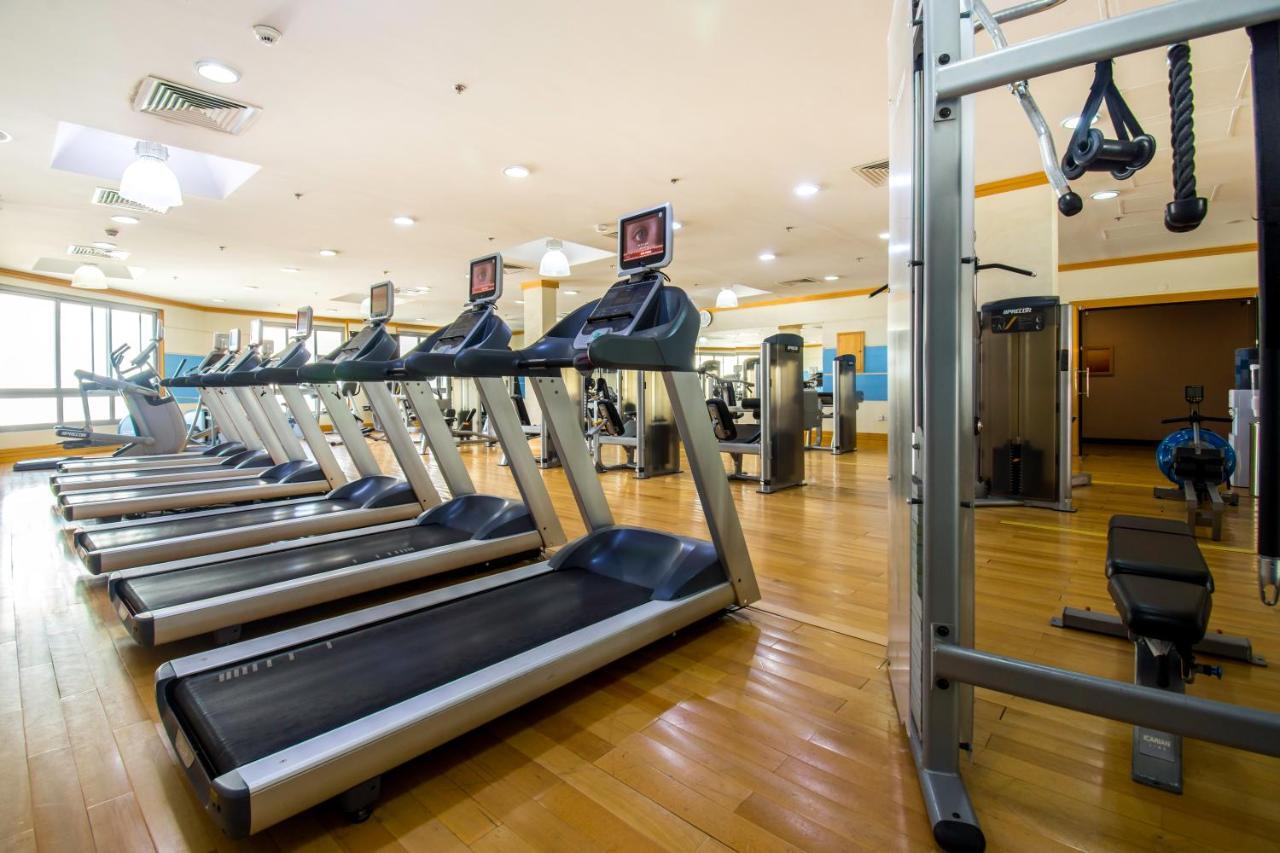 City Seasons Hotel & Suites Muskat Bagian luar foto