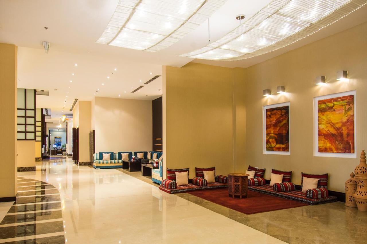 City Seasons Hotel & Suites Muskat Bagian luar foto